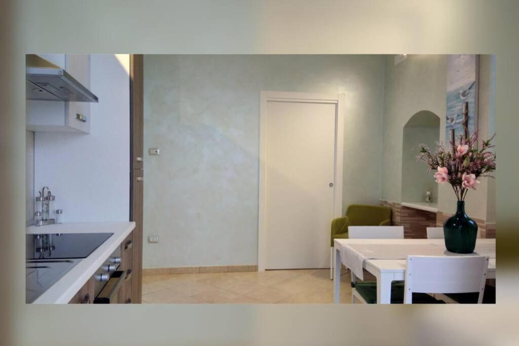 Domus Elegans In Centro Villa Manfredonia Luaran gambar