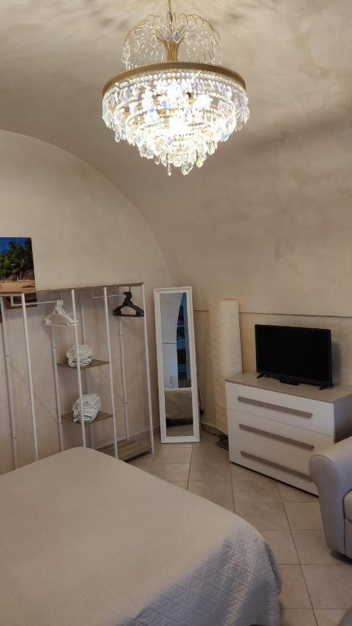 Domus Elegans In Centro Villa Manfredonia Luaran gambar